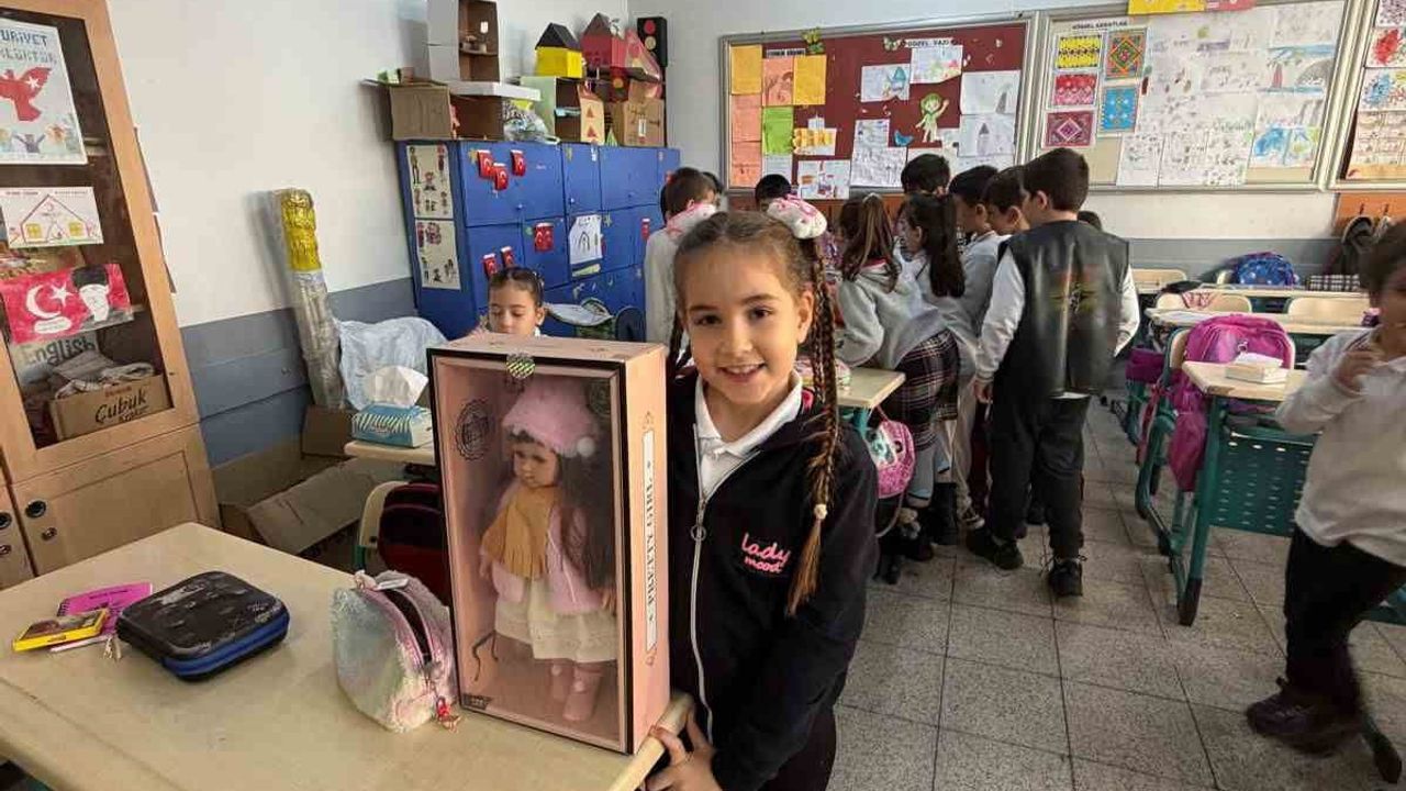 Aydın Özel Harekat'tan şehit polis Necati Aygün'ün kızı Aysel Naz'a doğum günü sürprizi