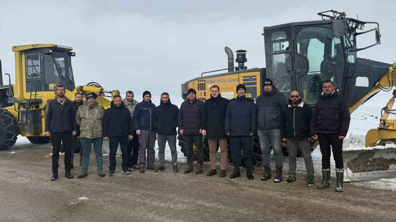 Aydıntepe’de Kış Festivali öncesi yayla yolunda yol açma çalışmaları hızlandırıldı