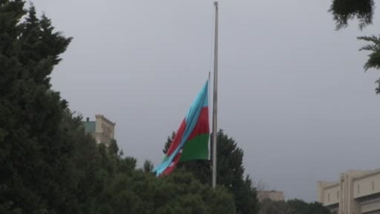 Azerbaycan, 20 Ocak Katliamının 36. Yıldönümünde Şehitleri Andı