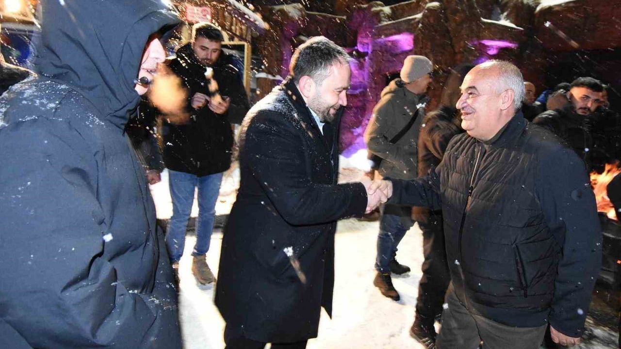 Aziziye'de Çalışan Gazeteciler Günü buluşması: Belediyenin ev sahipliğinde medya temsilcileri bir araya geldi