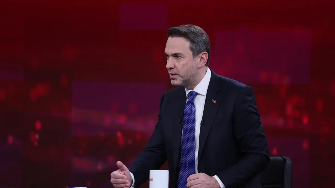 Bakan Bayraktar: Somali’de Nisan-Mayıs'ta sondaja başlayacağız; Karadeniz ve yerli enerji hedefleri