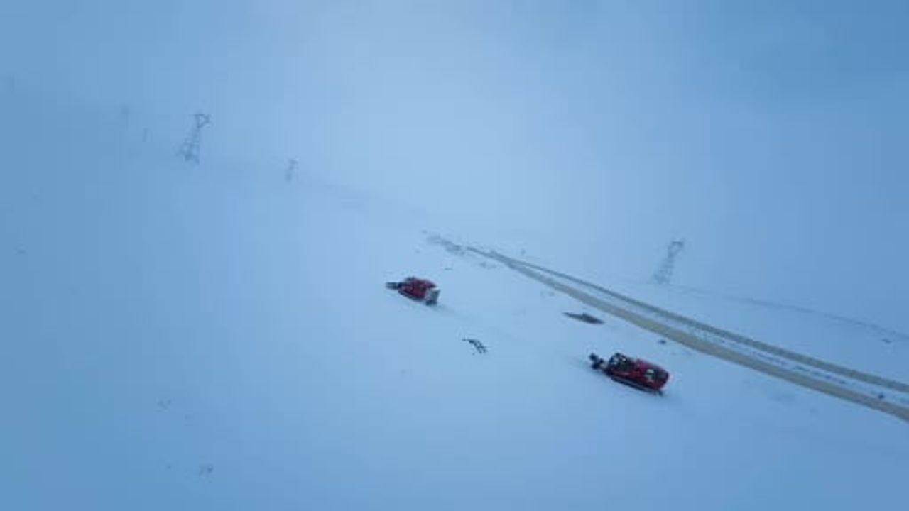 Bakan Bayraktar: TEİAŞ ekipleri kış önlemleriyle 7 gün 24 saat sahada, iletim hatlarında hızlı müdahale sağlanıyor