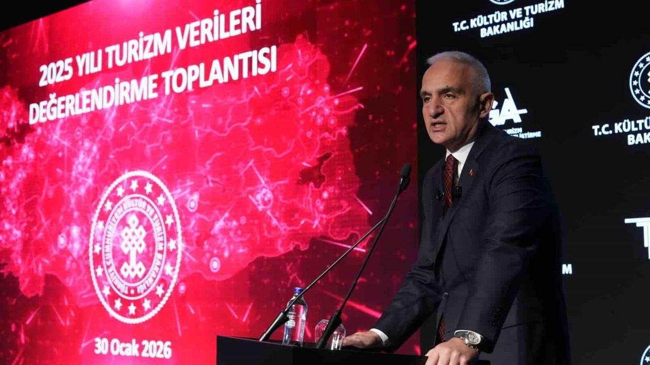 Bakan Ersoy açıkladı: 2025 turizm geliri 65,2 milyar dolar, 2026 hedefi 68 milyar