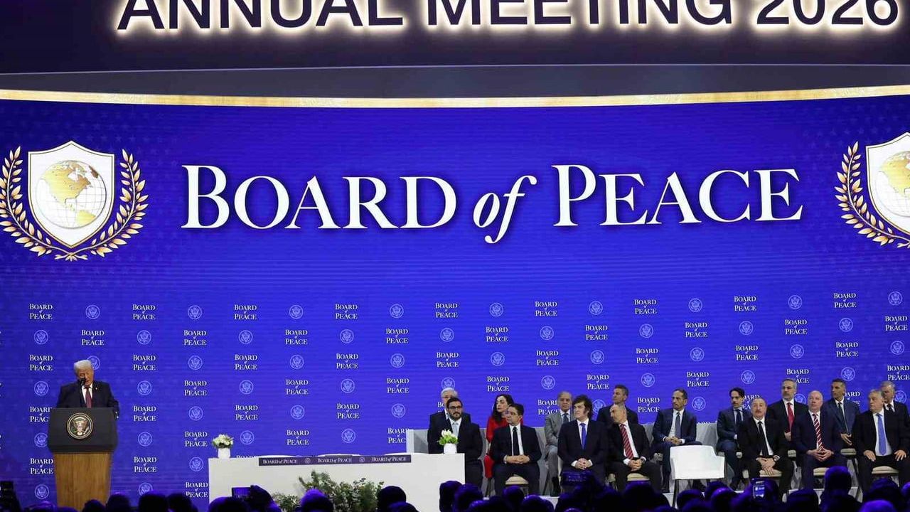 Bakan Fidan, Davos'ta Barış Kurulu Kuruluş Sözleşmesini İmzaladı