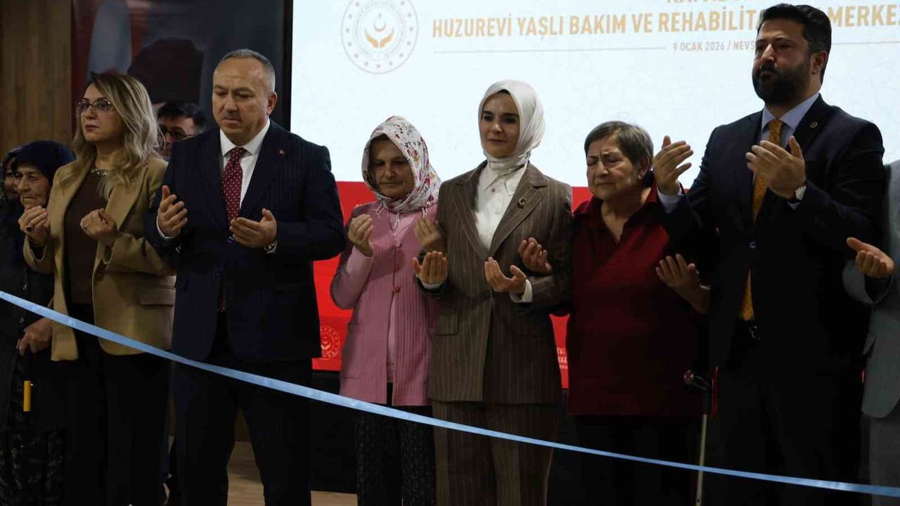 Bakan Göktaş: Kapadokya Huzurevi açıldı, yaşlı hizmetleri bütüncül yaklaşımla sürdürülüyor