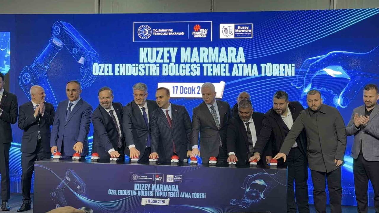 Bakan Kacır: Türkiye'yi üretim ve teknolojide yeni bir lige taşıyoruz