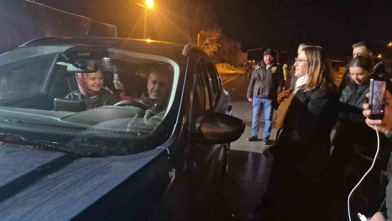 Bartın Valisi Nurtaç Arslan 2025 yılının son gününde görev başındaki ekipleri ziyaret etti