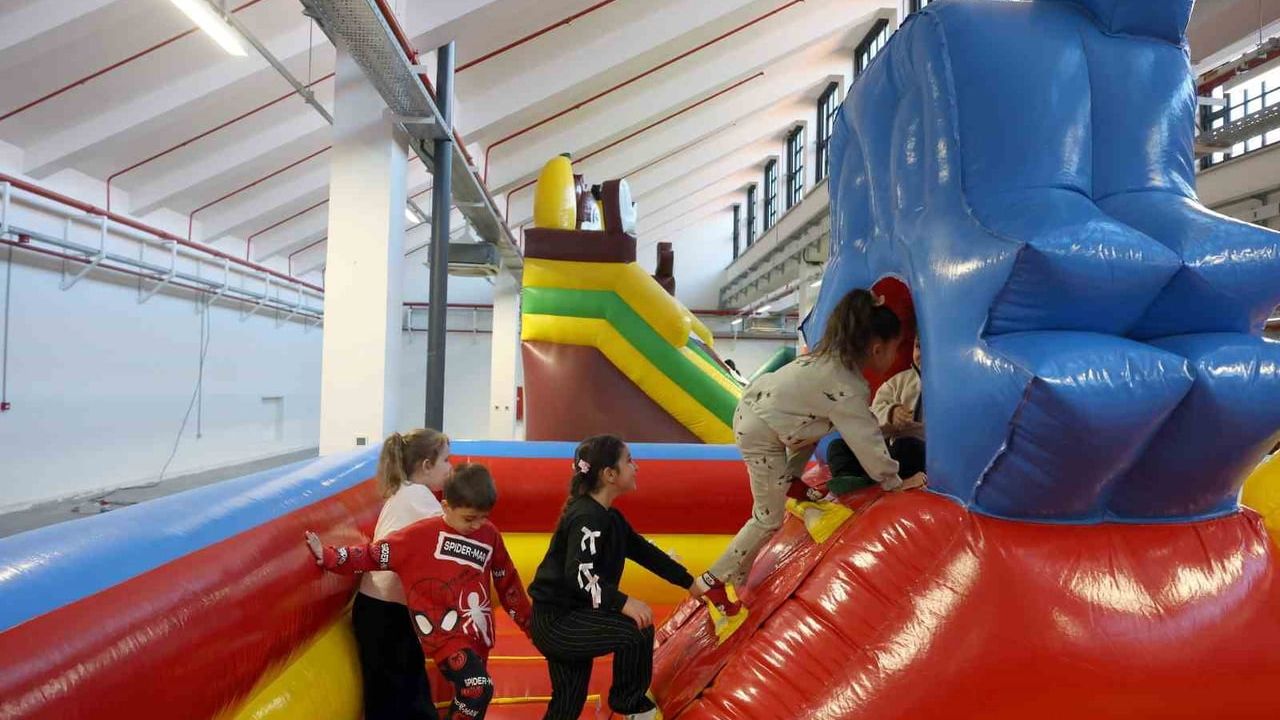 Başkan Çerçioğlu Yarıyıl Karne Şenliği ile Aydın’daki Çocukları Buluşturdu