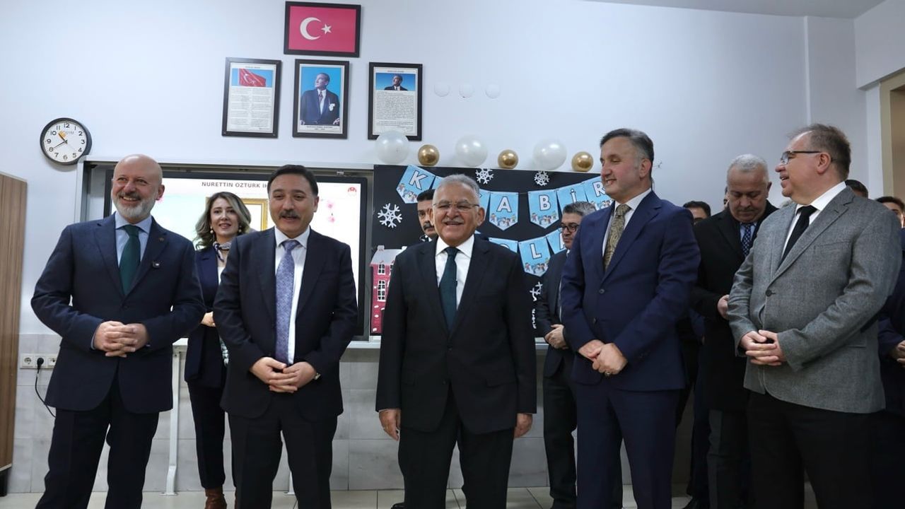 Başkan Çolakbayrakdar: Türkiye’nin Geleceği Olan Evlatlarımızın Eğitimi İçin Çalışıyoruz