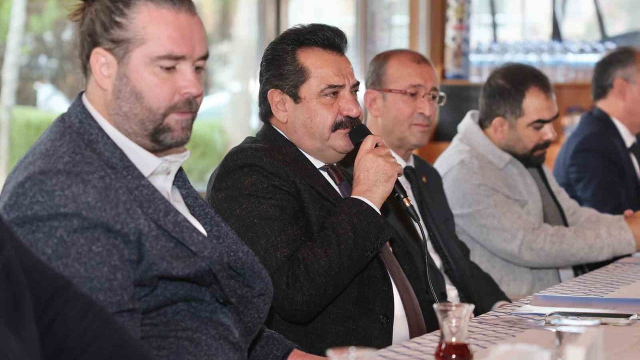 Başkan Ertemur: Basın vatandaşla aramızdaki en güçlü köprüdür