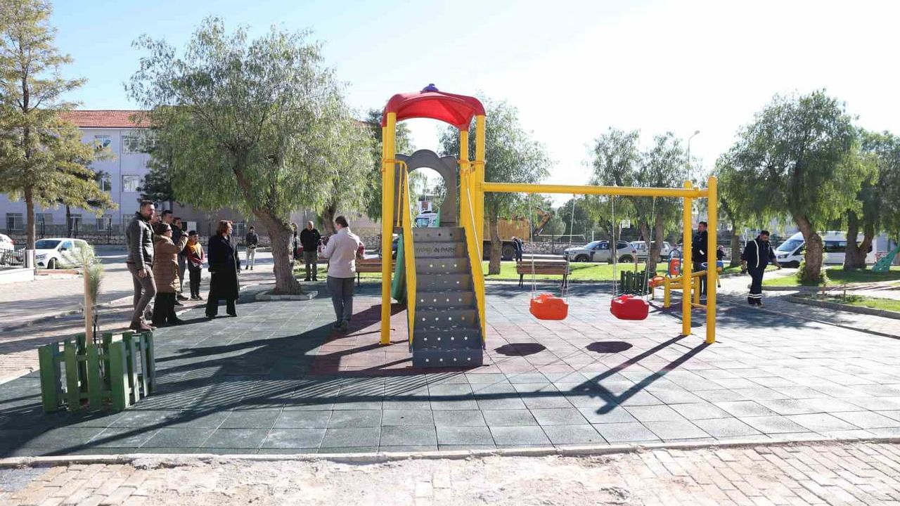 Başkan Hatice Gençay, yeni yılın ilk günlerinde Didim'deki çalışmaları yerinde inceledi