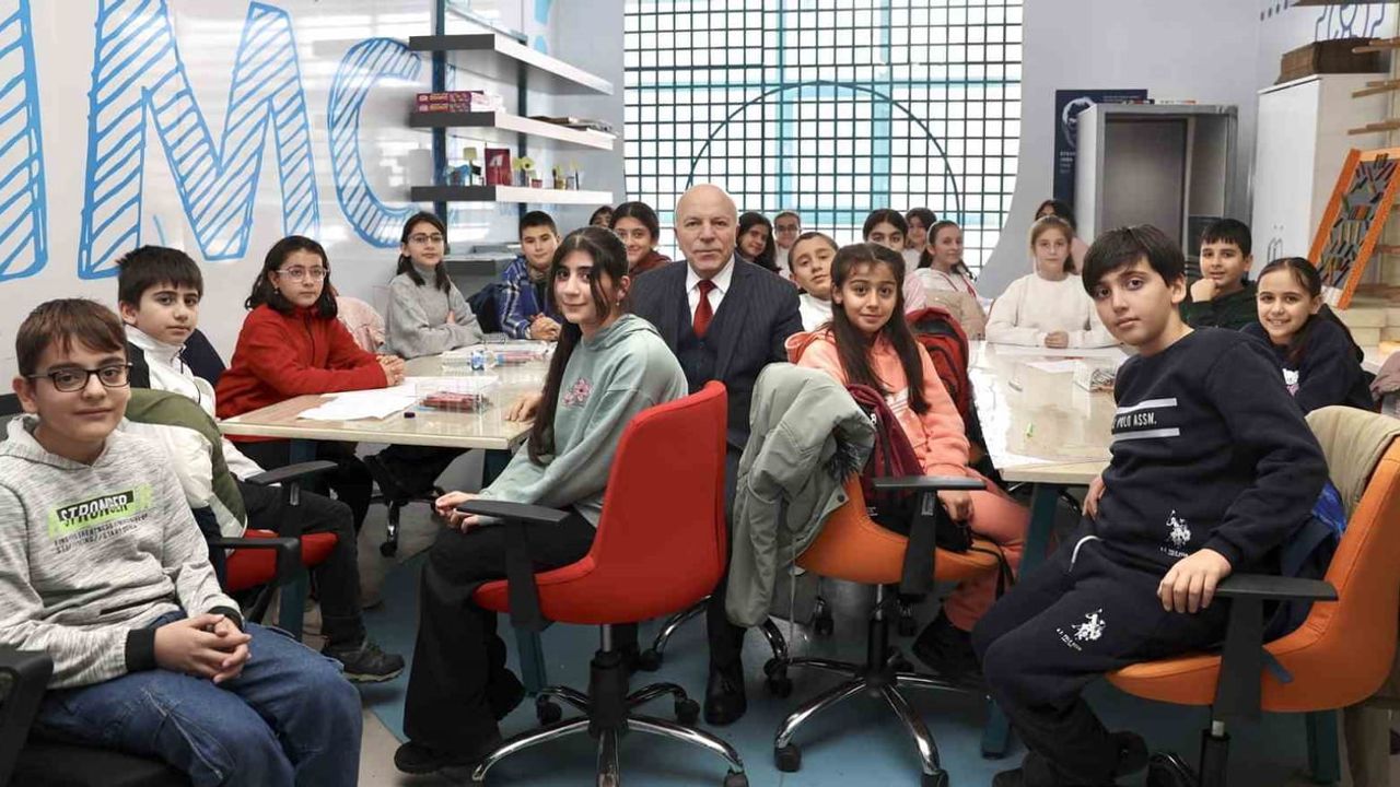 Başkan Mehmet Sekmen Bilim Erzurum'u Ziyaret Edip Eğitim ve Projeleri İnceledi