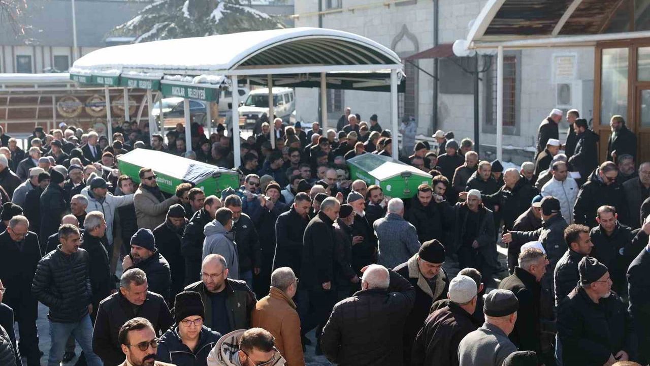 Başkan Özdoğan'dan Ekici Ailesine Taziye: Hacı Mustafa Ekici Toprağa Verildi