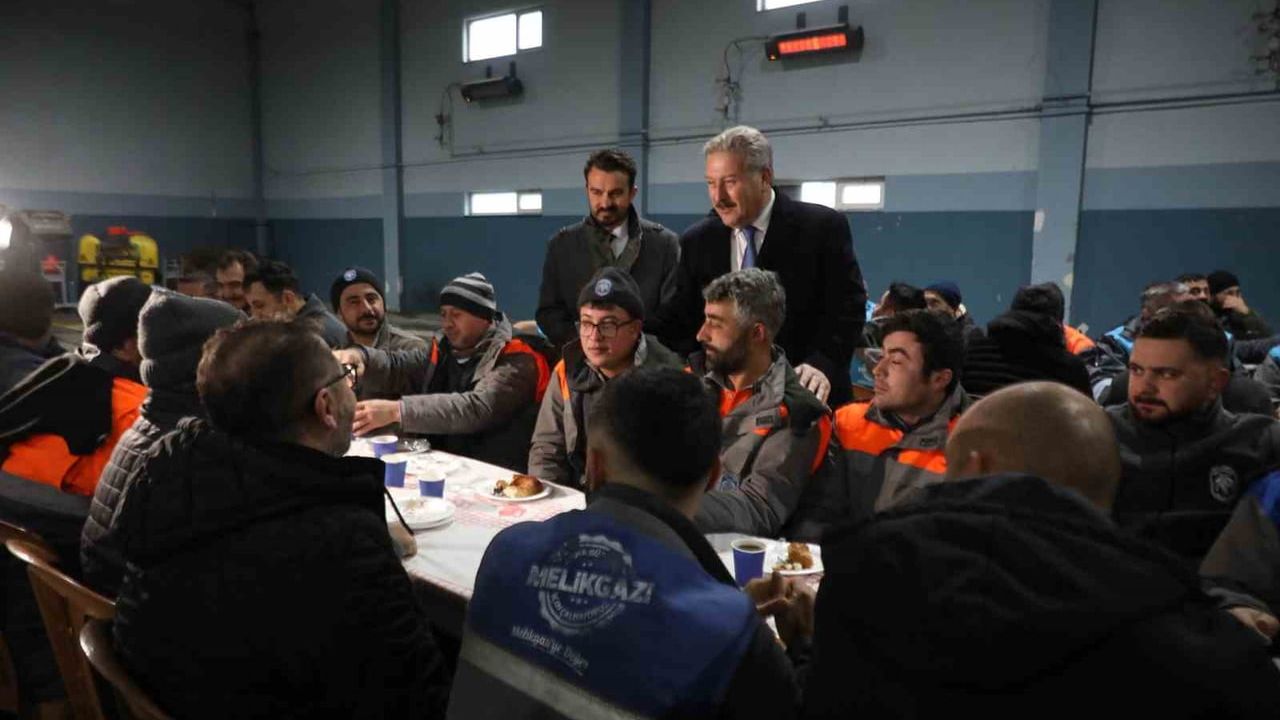Başkan Palancıoğlu İnecik Tesisleri'nde saha çalışanlarıyla bir araya geldi
