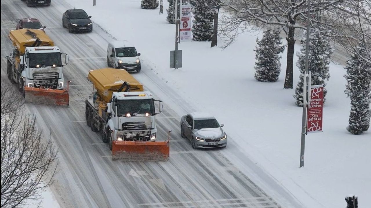 Başkan Şerifoğulları Elazığ'da Karla Mücadele Çalışmalarını Yerinde İnceledi