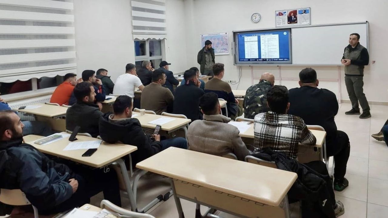 Bayburt’ta 40 kişiye avcılık belgesi: DKMP avcı eğitimleri tamamlandı