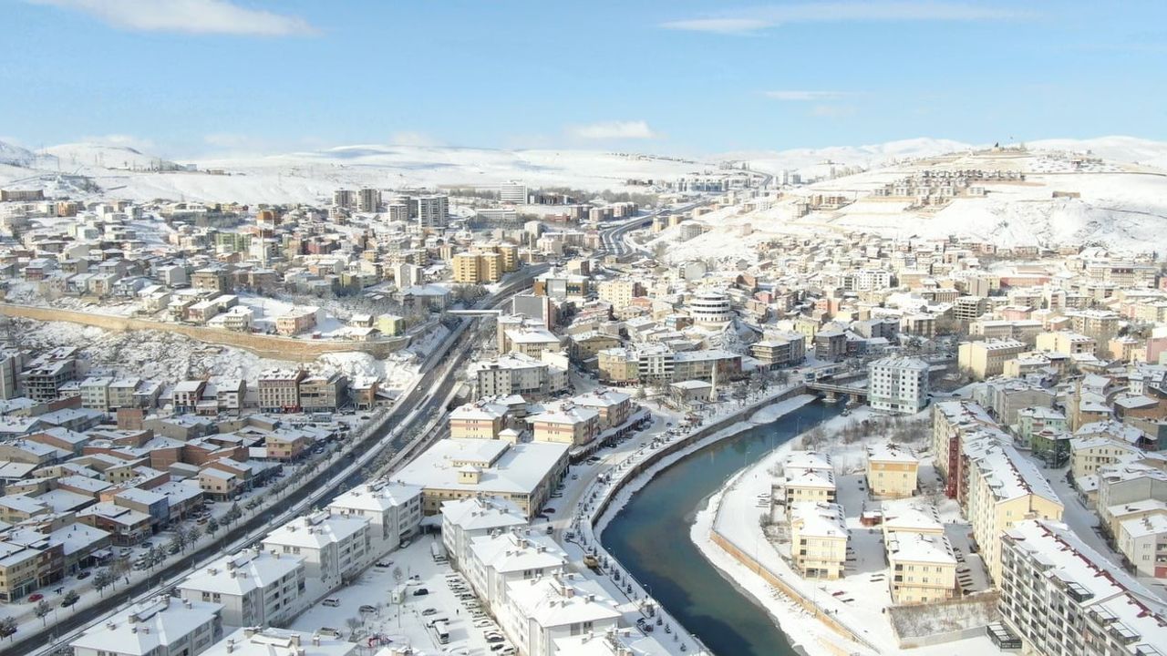 Bayburt’ta dondurucu soğuk yaşamı olumsuz etkiliyor