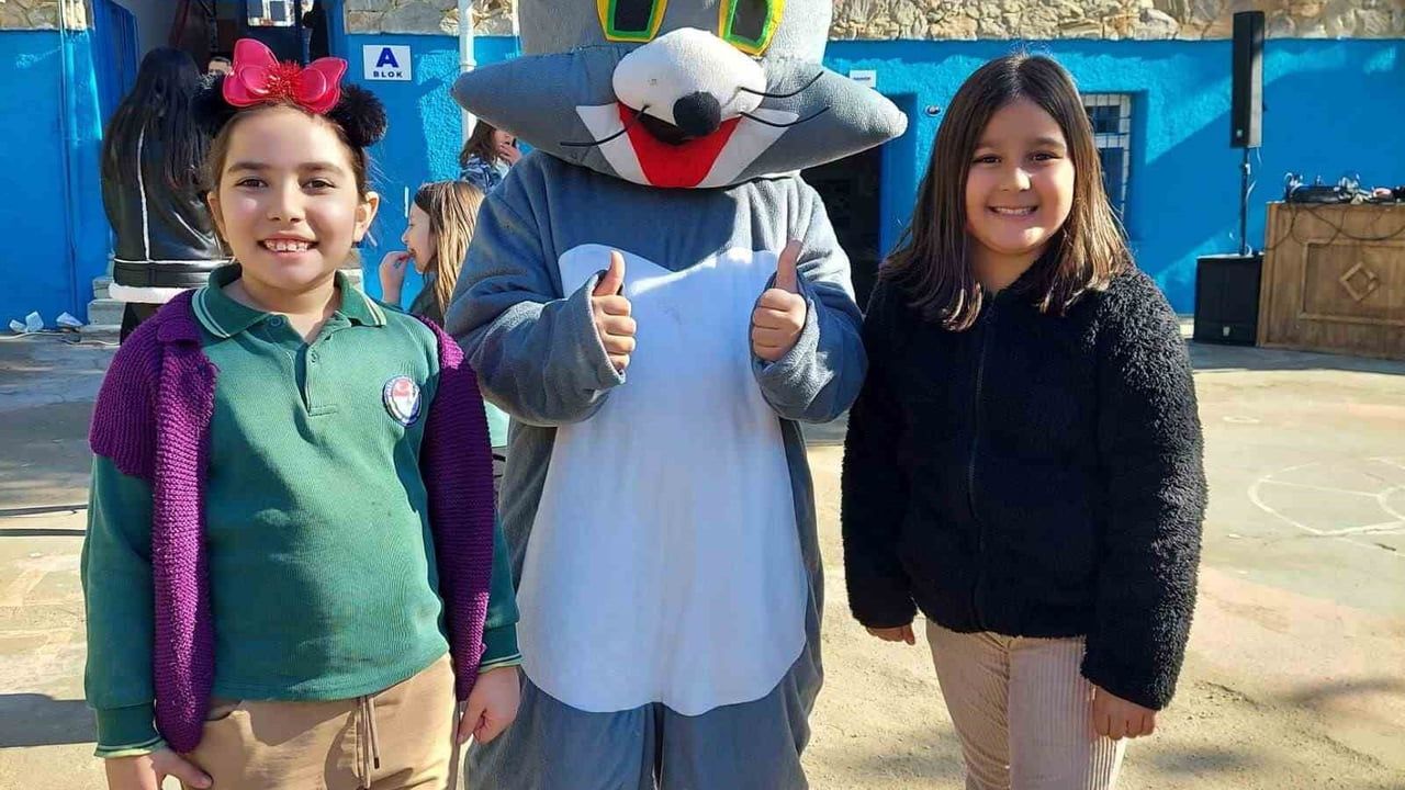 Bayındır Fatih İlkokulu'nda Karne Şenliği: Öğrenciler İçin Renkli Etkinlik