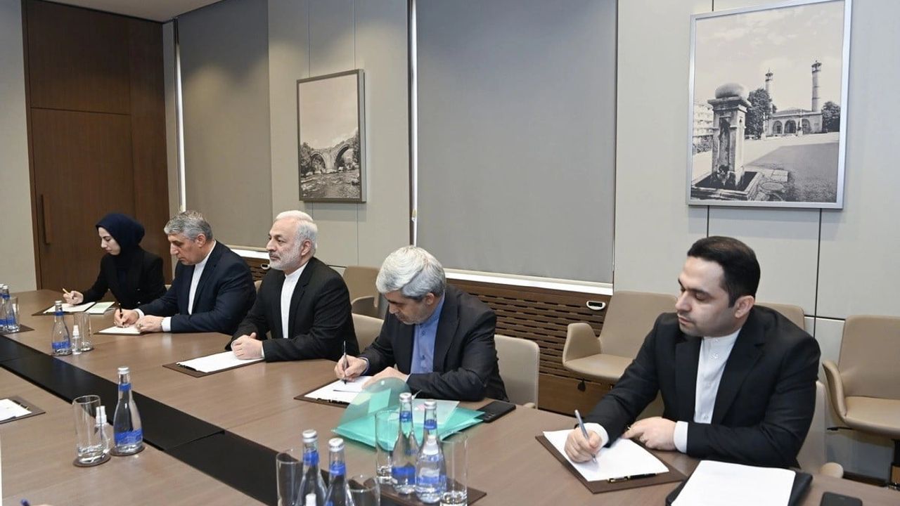 Bayramov ile Celalzade Bakü'de Görüştü: İran'daki Durum ve İkili İşbirliği Ele Alındı