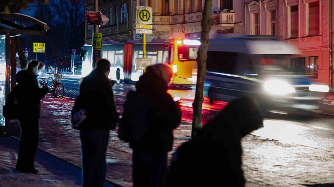 Berlin'de sabotaj sonrası 25 bin 500 hane 4 gündür elektriksiz