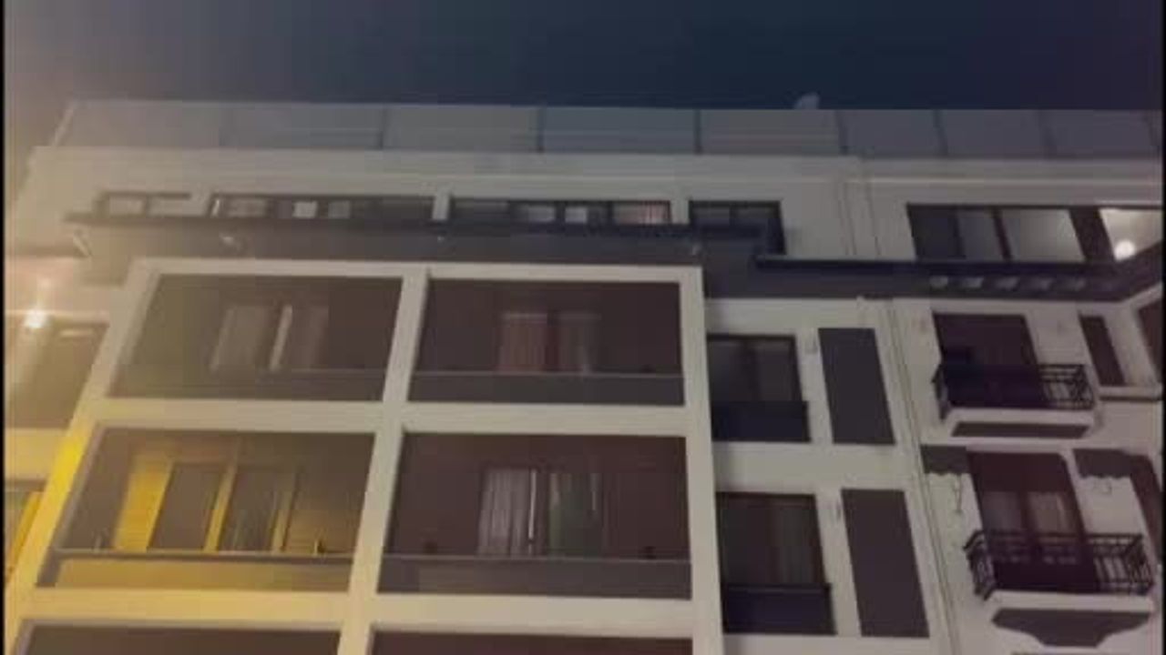 Beşiktaş'ta Gece Operasyonu: Jandarma Otelde İnceleme Yapıyor