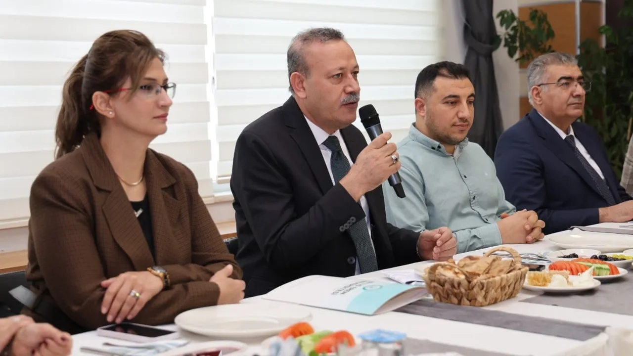 BEÜ Rektörü Prof. Dr. Necmettin Elmastaş, 10 Ocak Çalışan Gazeteciler Günü’nde Gazetecilerle Kahvaltıda Buluştu