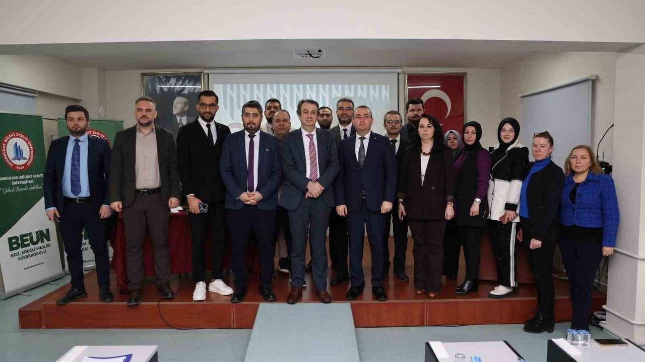 BEUN Karadeniz Ereğli ve Bilişim Teknolojileri MYO 2025-2026 Akademik Kurul Toplantısını Gerçekleştirdi