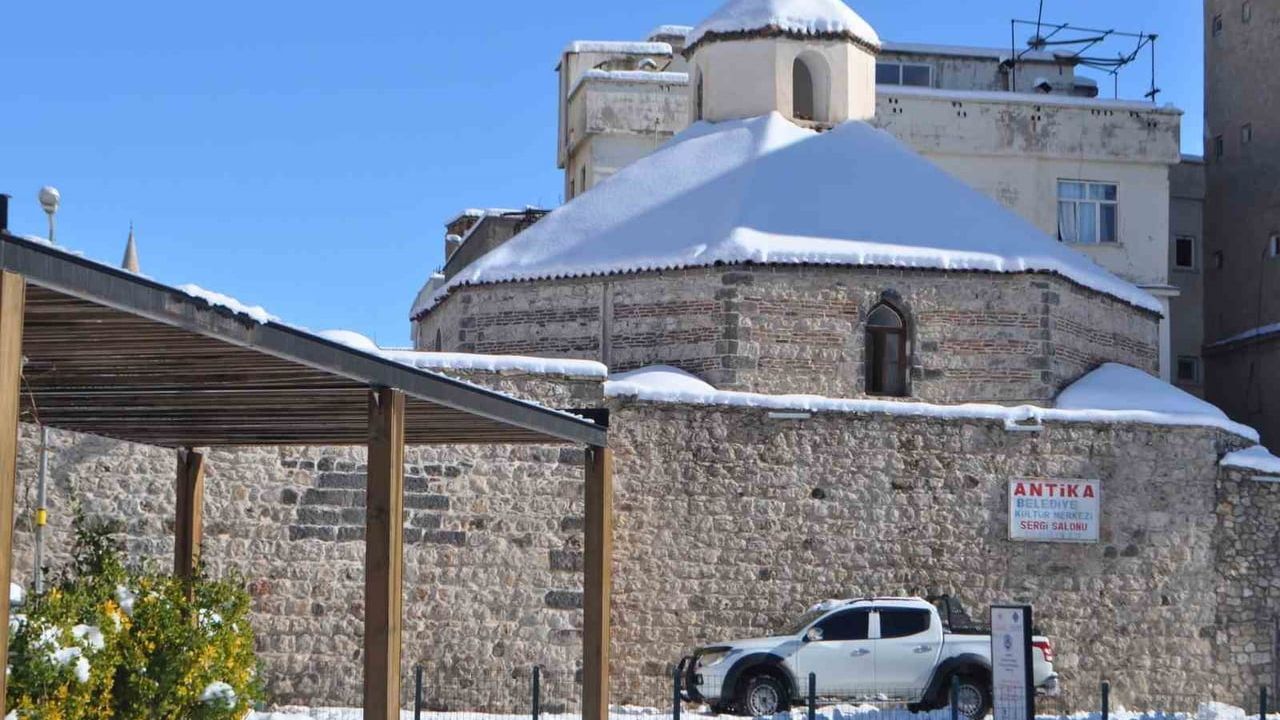 Beyler Hamamı Çermik’te Kültür Evi Oldu: 16. yüzyıldan Günümüze Restorasyonla Müzeye Dönüştü