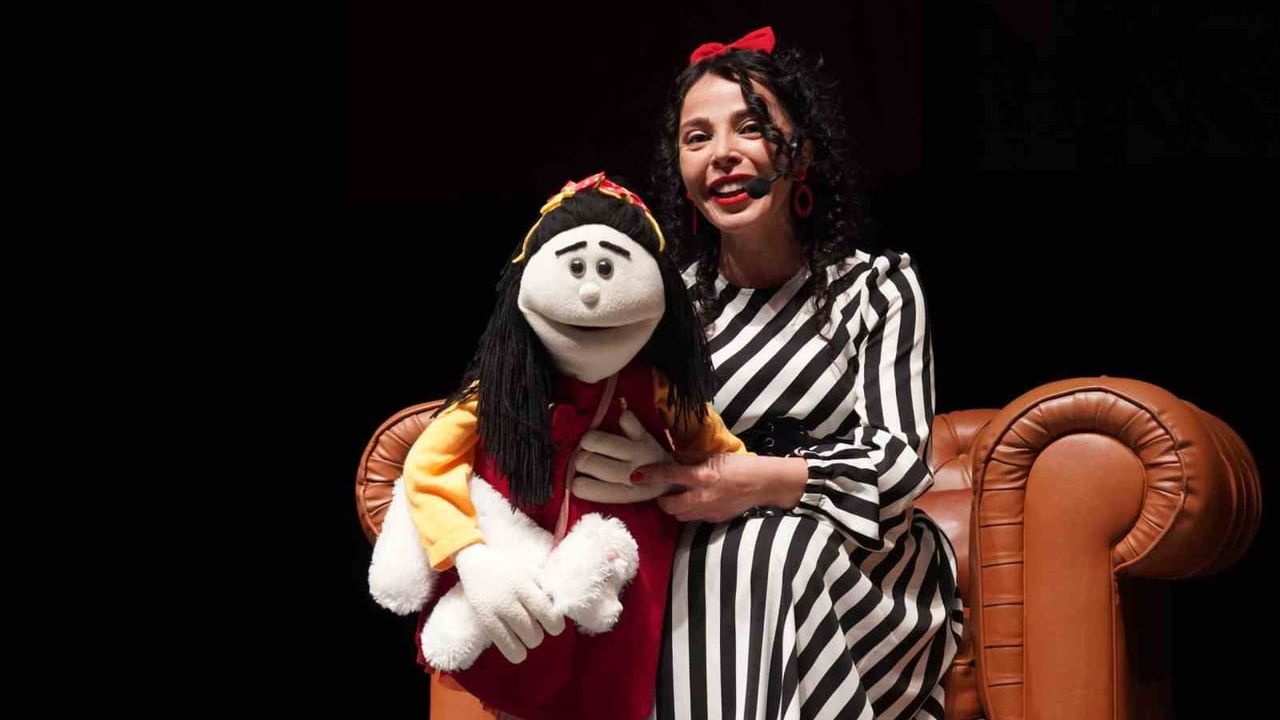 Bilecik Belediyesi'nden yarıyıl etkinliği: 'Karne Hediyemiz Melek Başkan'dan' kukla gösterisi çocuklarla buluştu