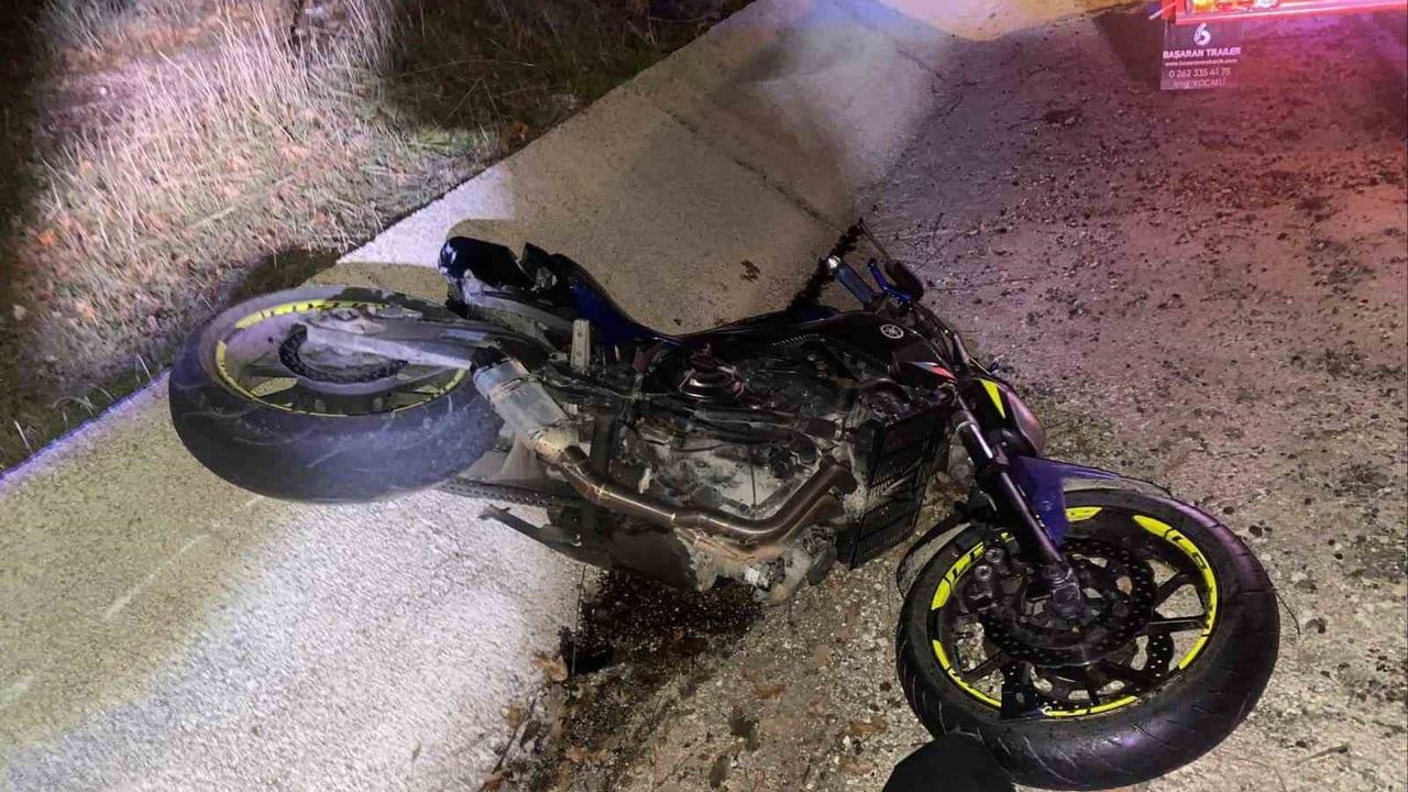 Bilecik (Pazaryeri) Karaköy yolunda motosiklet kazası: Sürücü hafif yaralandı