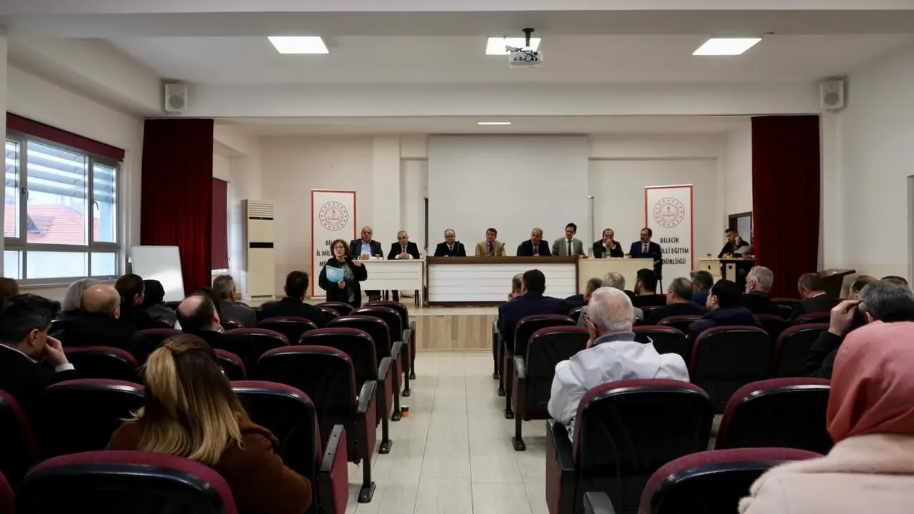 Bilecik'te 2025-2026 Eğitim-Öğretim Yılı 2. Dönem Hazırlık Toplantısı Yapıldı