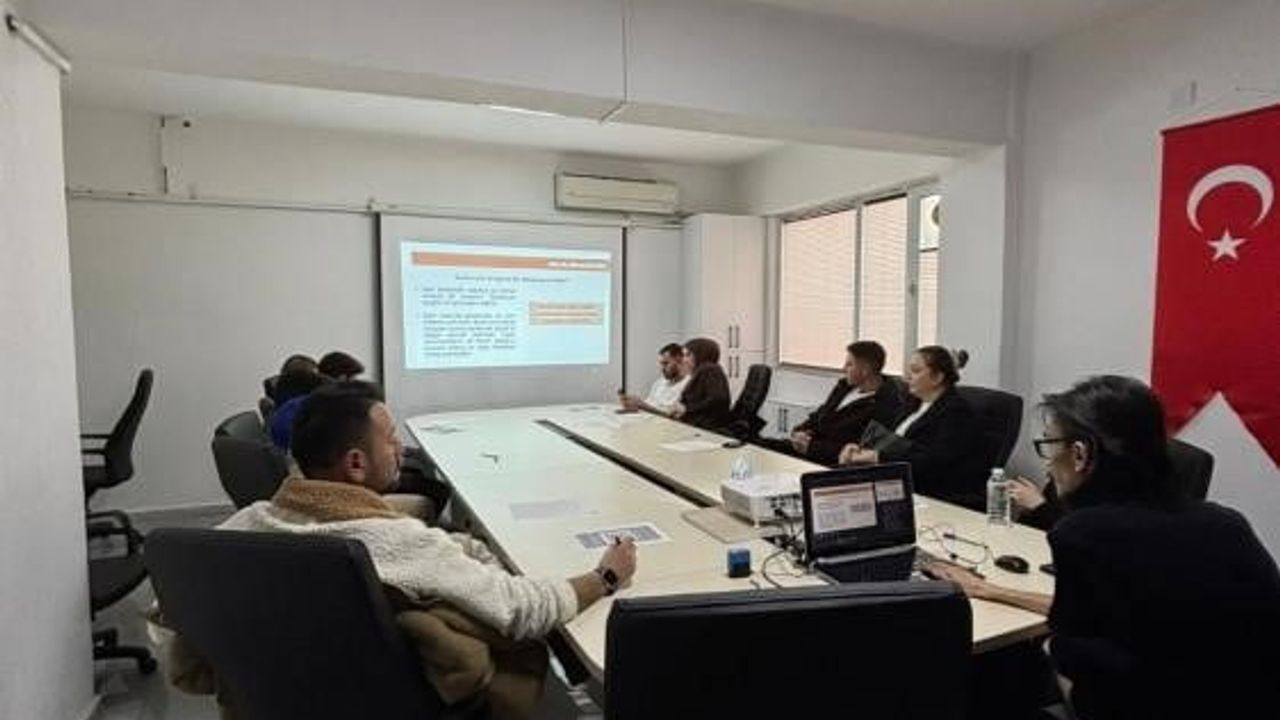 Bilecik'te evlenecek gençlere evlilik öncesi eğitim verildi