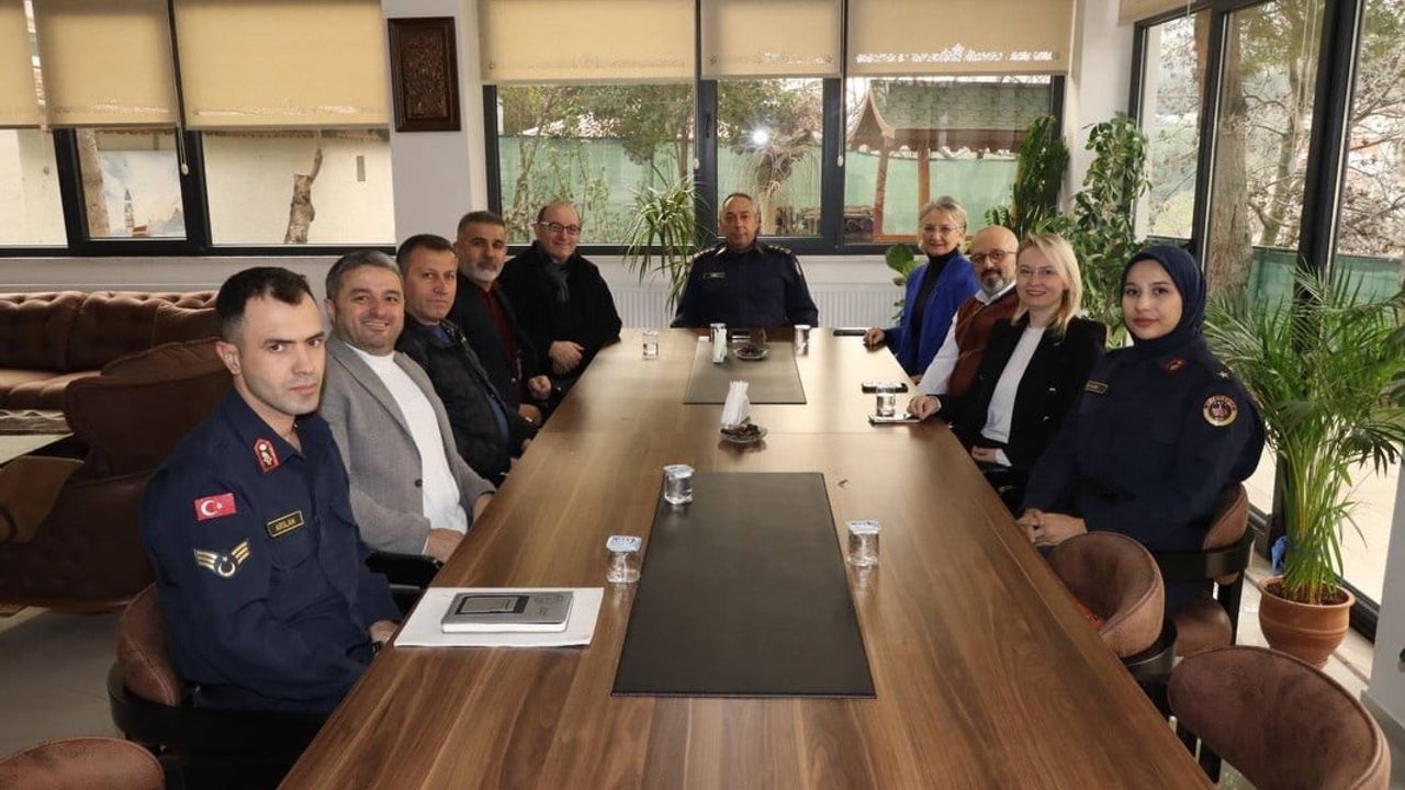 Bilecik'te Jandarma Asayiş Vakfı 2025 değerlendirmesini yapıp 2026 planlarını belirledi