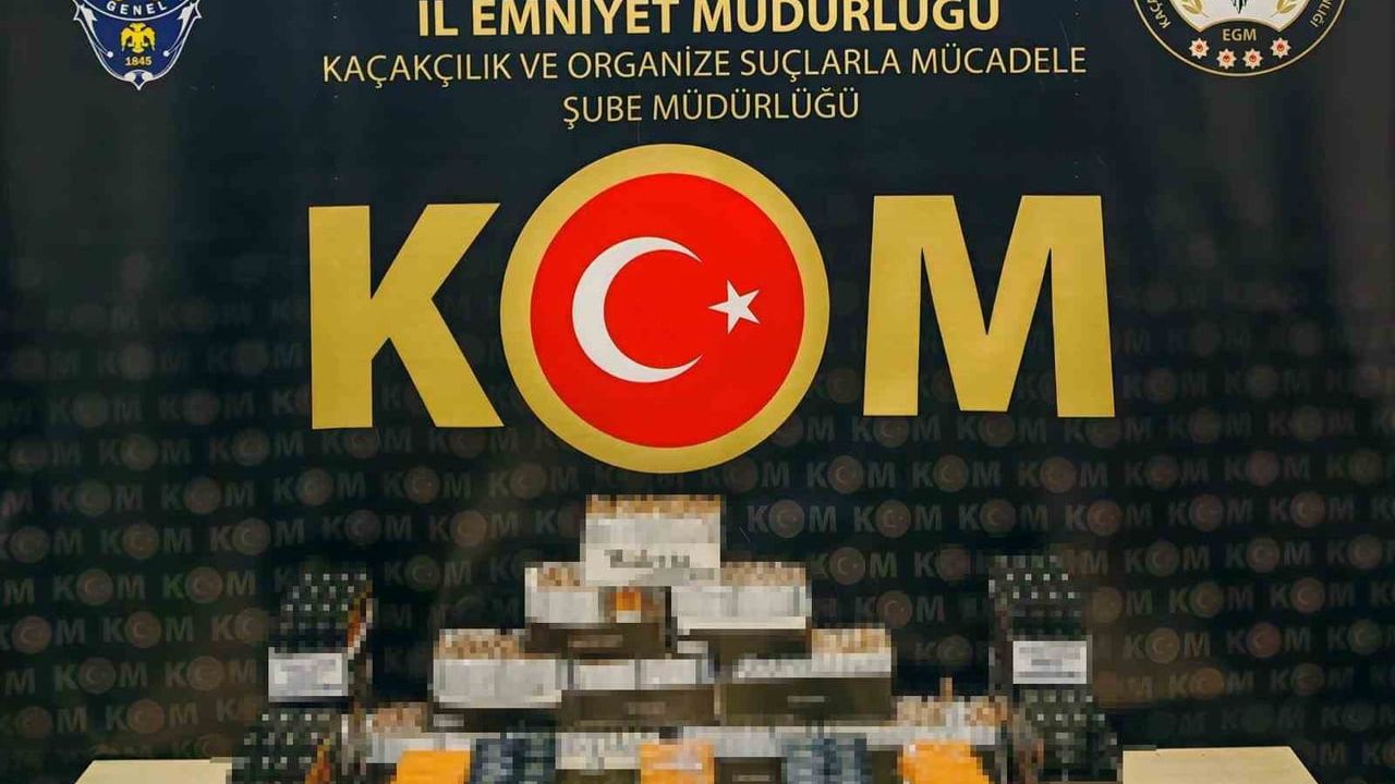 Bilecik'te kaçakçılık operasyonunda 7 bin 960 makaron ele geçirildi