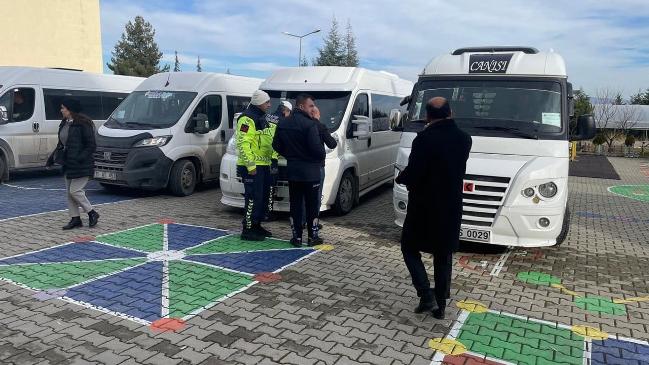 Bilecik'te taşımalı eğitim araçlarına yönelik denetimler yapıldı