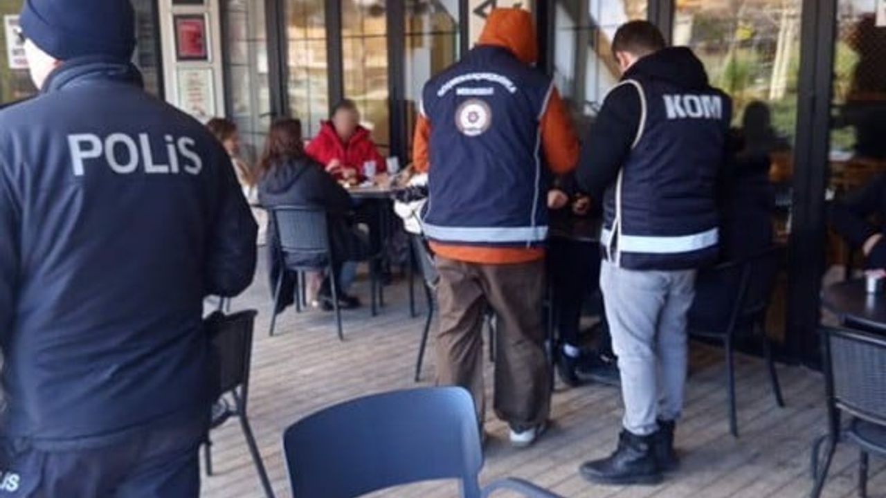 Bilecik'te yabancı uyruklu şahıslara yönelik kimlik ve belge denetimleri