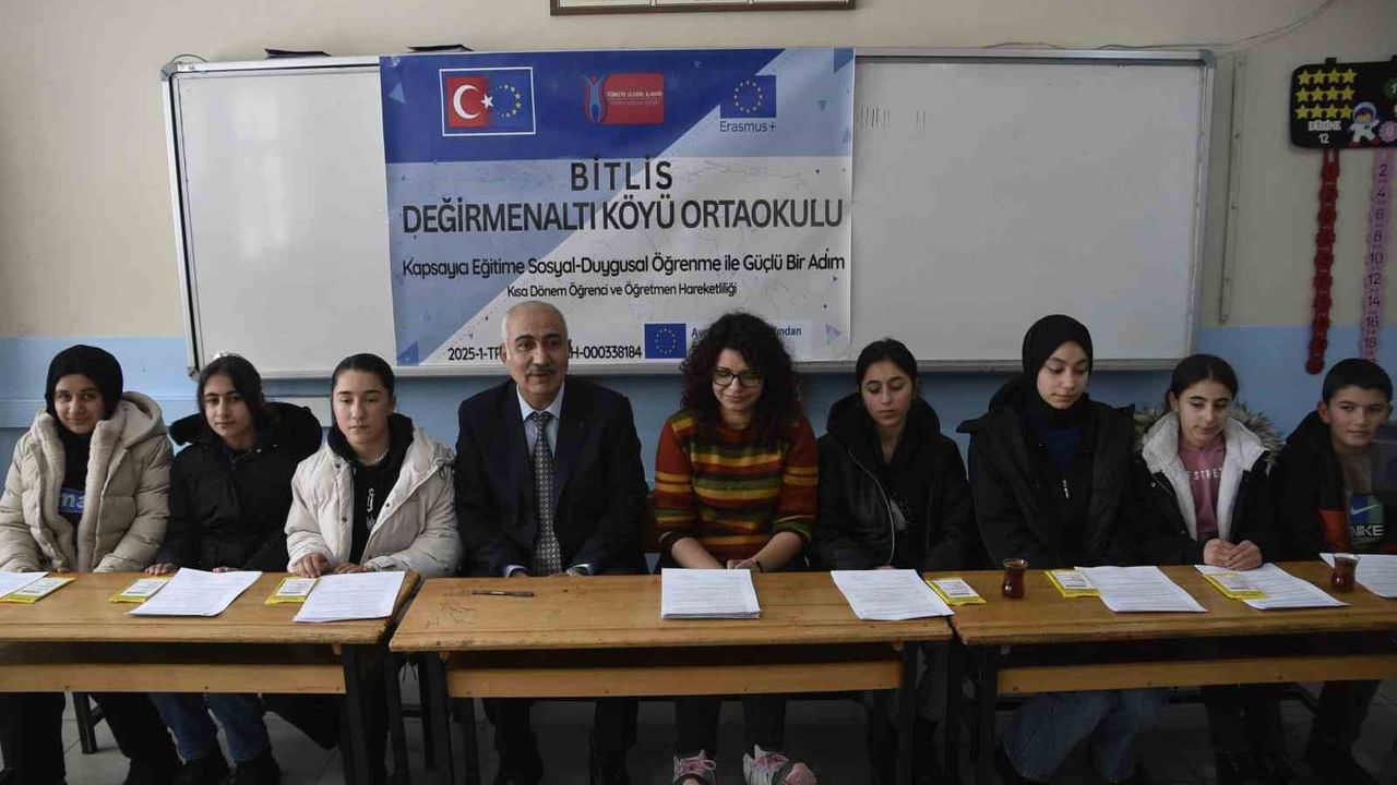Bitlis Değirmenaltı Köyü Ortaokulu öğrencileri Erasmus+ kapsamında Prag’a gidiyor