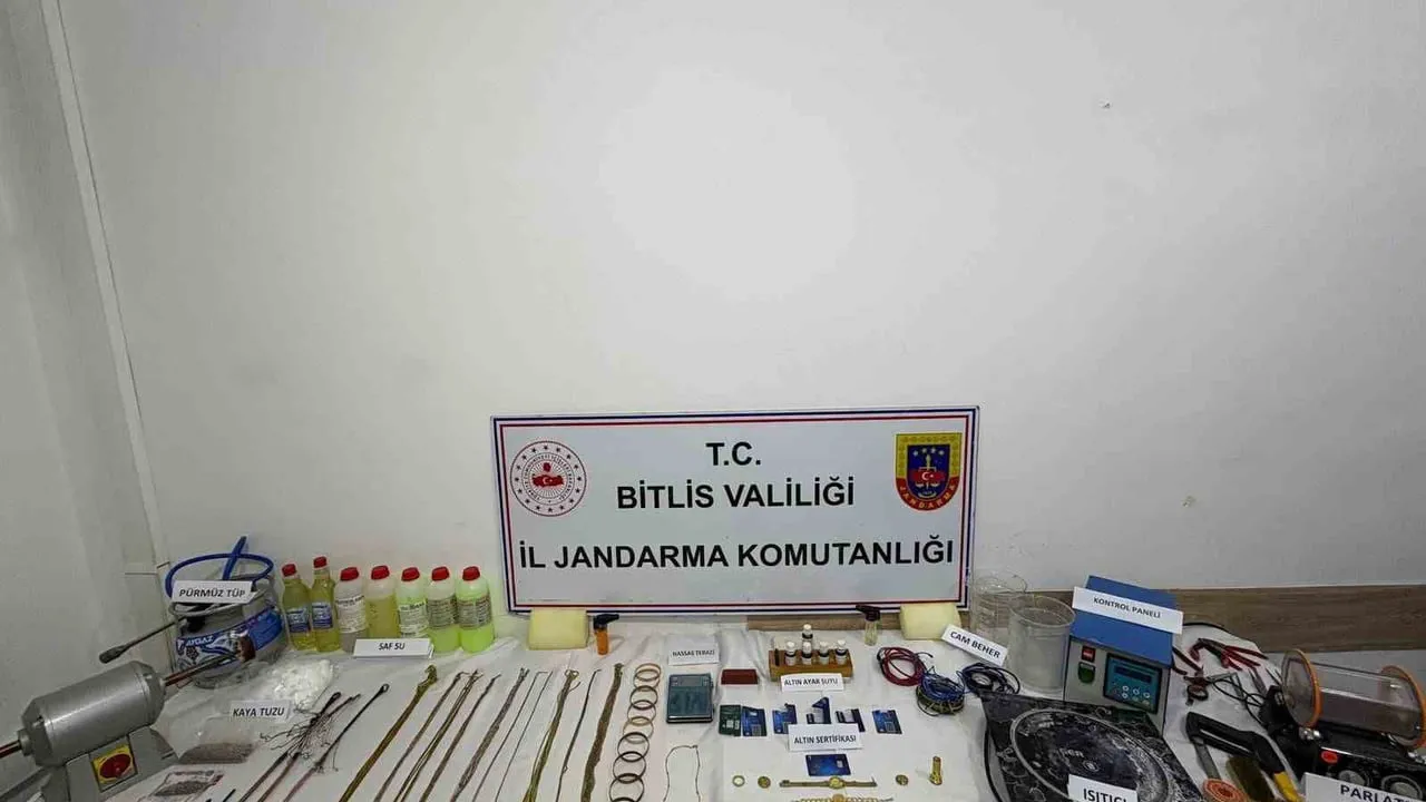 Bitlis'te sahte altın operasyonu: 2 kişi tutuklandı