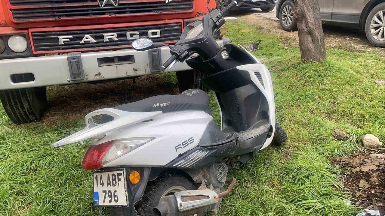 Bolu'da çalınan motosiklet dört sokak ötede zarar görmüş halde bulundu