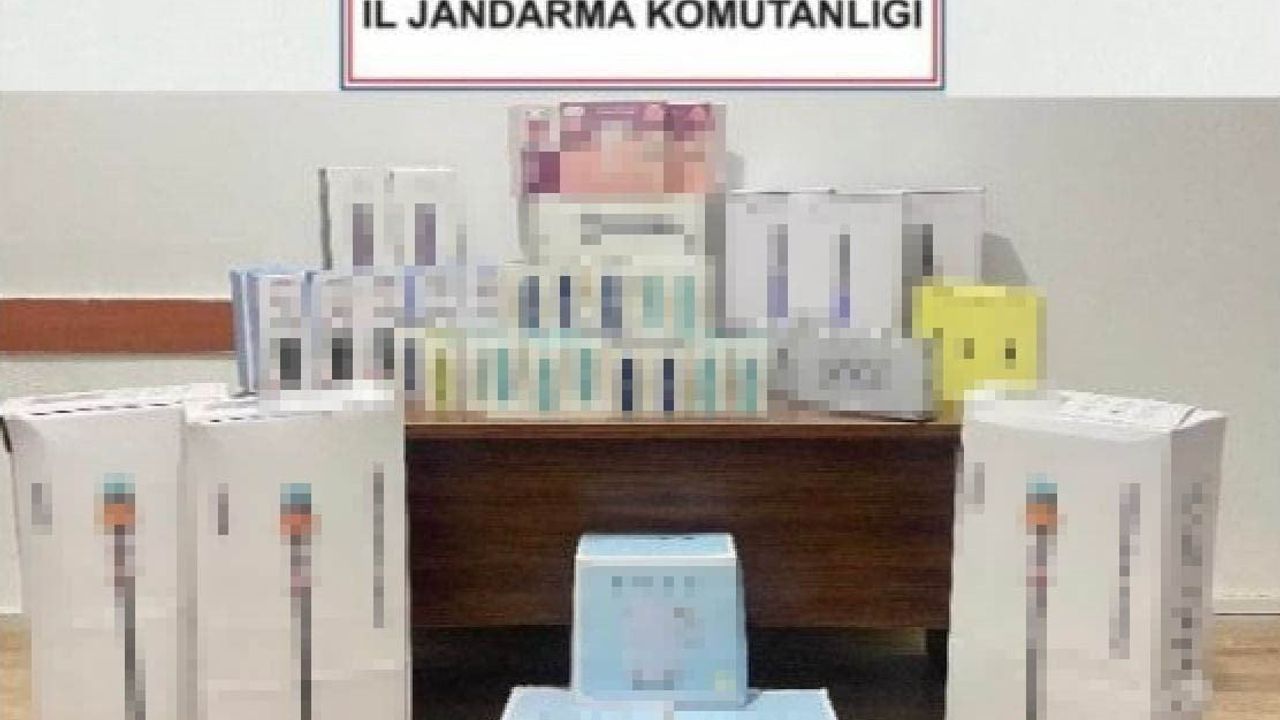 Bolu'da Jandarma’dan Kaçak Ürün Operasyonu: Çok Sayıda Tütün ve Elektronik Eşya Ele Geçirildi