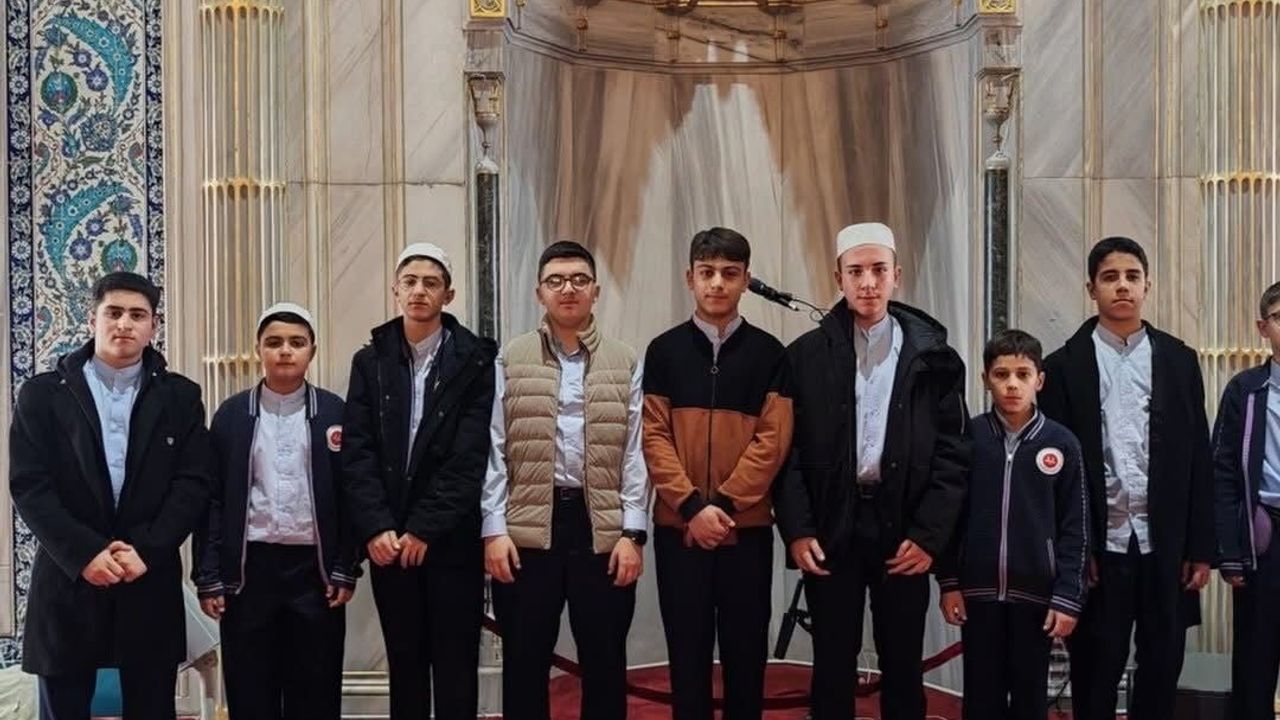 Bolvadinli gençler Ankara’da Hafızlık Tespit Sınavına katıldı