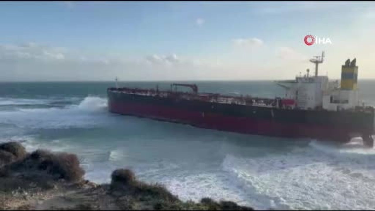 Bozcaada açıklarında karaya oturan 'QENDIL' tankerinin 19 Aralık'ta İHA ile vurulduğu belirlendi