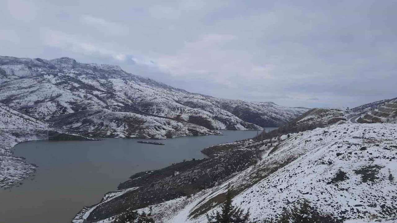 Bozkır Barajı’nda su seviyesi yağışlarla yaklaşık 1 metre yükseldi