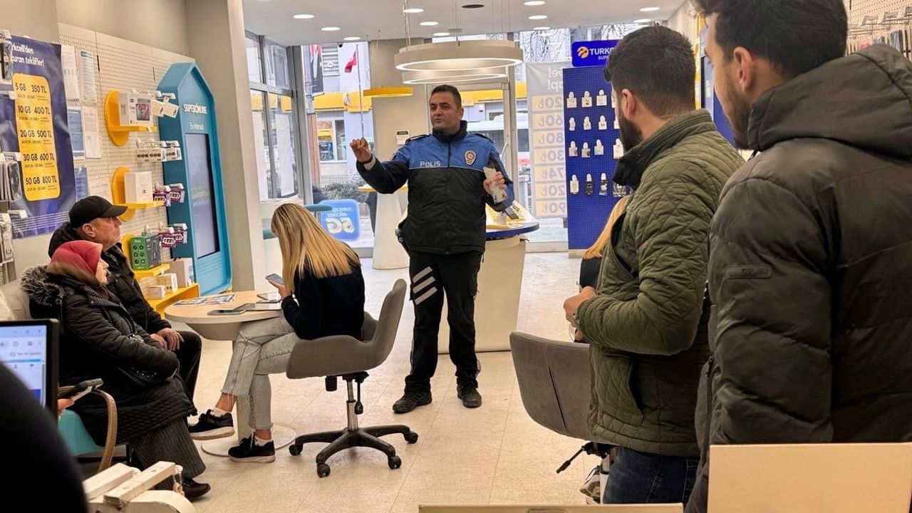 Bozüyük'te Emniyetten vatandaşlara dolandırıcılık uyarısı