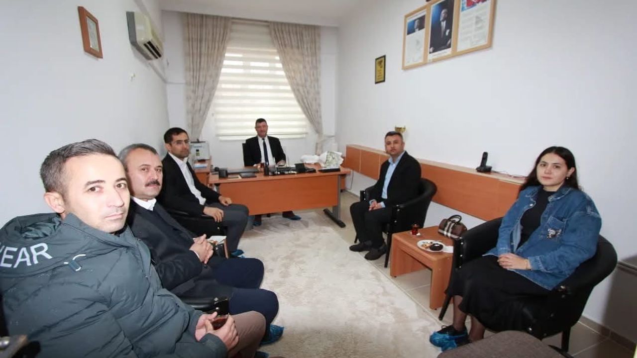 Bozyazı'da anaokulu müdürleriyle 2025-2026 birinci dönem değerlendirme toplantısı