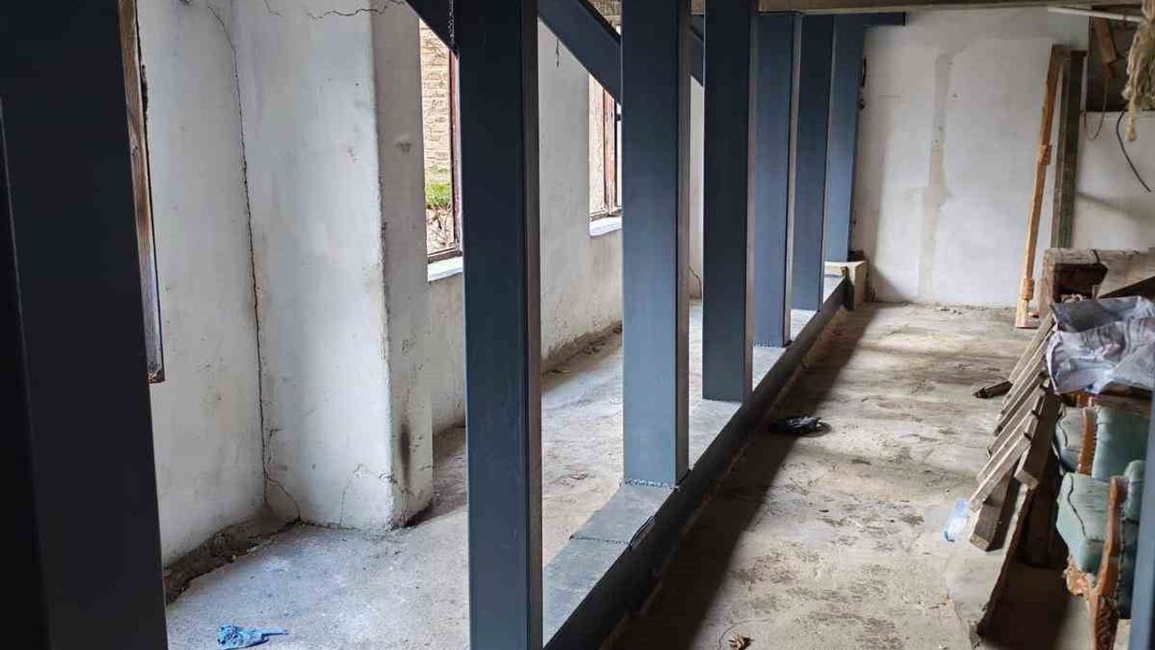 Buldan'daki 300 yıllık hamamda izinsiz güçlendirme tespit edildi