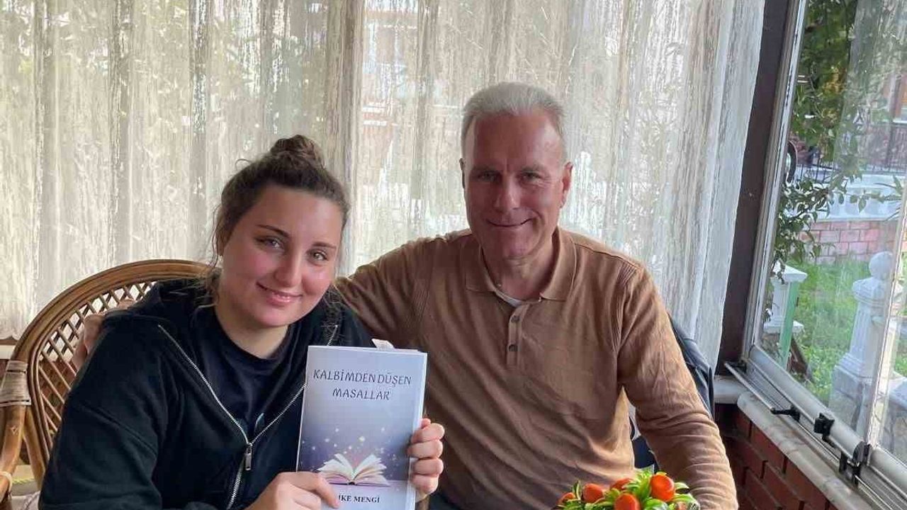 Burhaniye'li üniversiteli Melike Mengi'nin ilk hikaye kitabı 'Kalbimden Düşen Masallar' yayımlandı