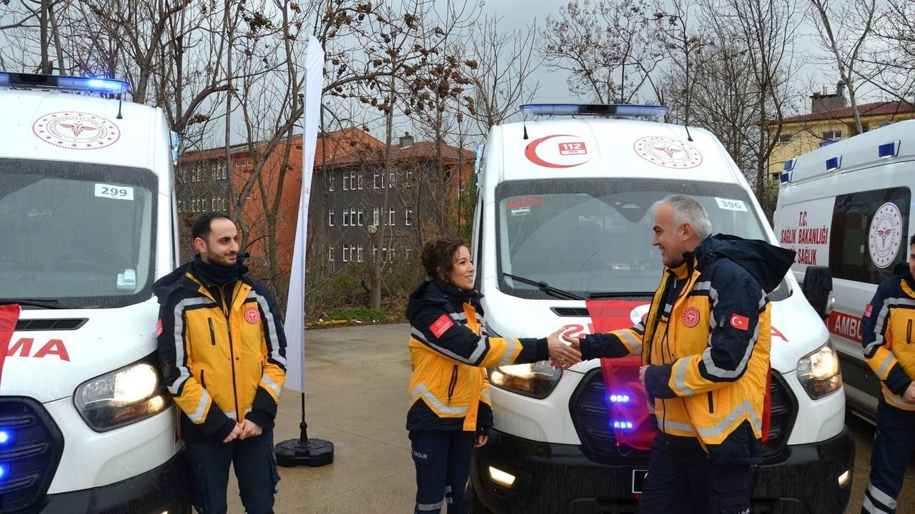 Bursa 112 filosuna 17 yeni ambulans eklendi, ambulans sayısı 158’e yükseldi
