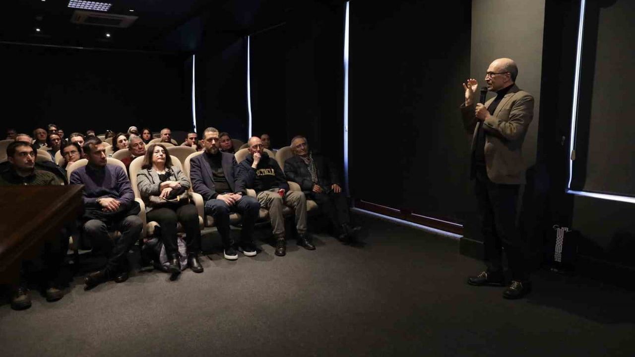 Bursa'da 'Anadolu Madencilik Tarihi' Söyleşisi: Prof. Dr. Ünsal Yalçın Arkeolojik Bulgularla Anlattı