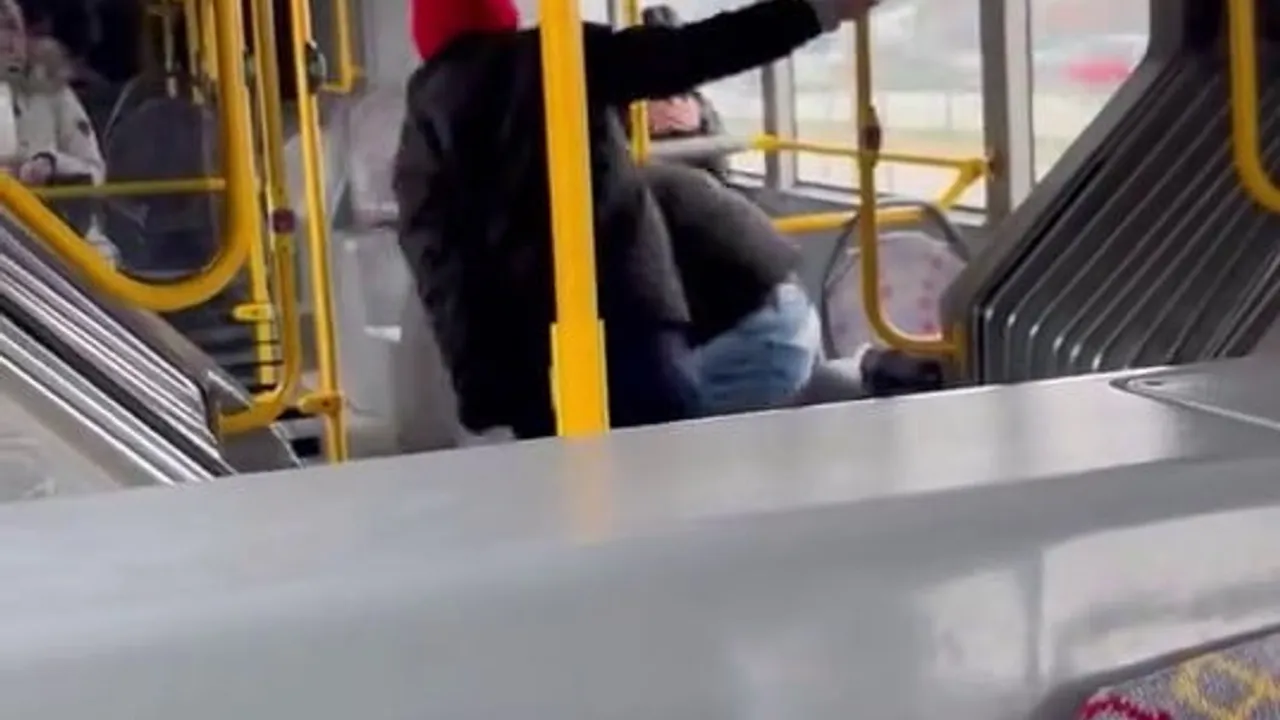 Bursa'da belediye otobüsünde kavga: Osmangazi'de bir yolcu darp edildi, şüpheli gözaltında